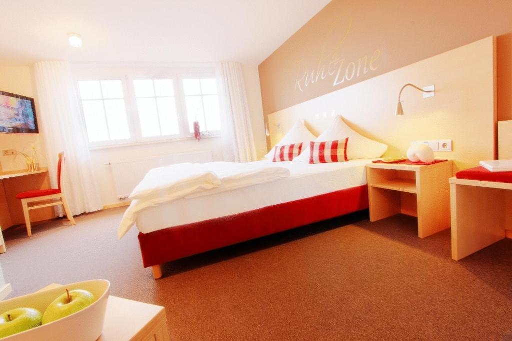 Klozbuecher - Das Landhotel Ellwangen Exteriör bild